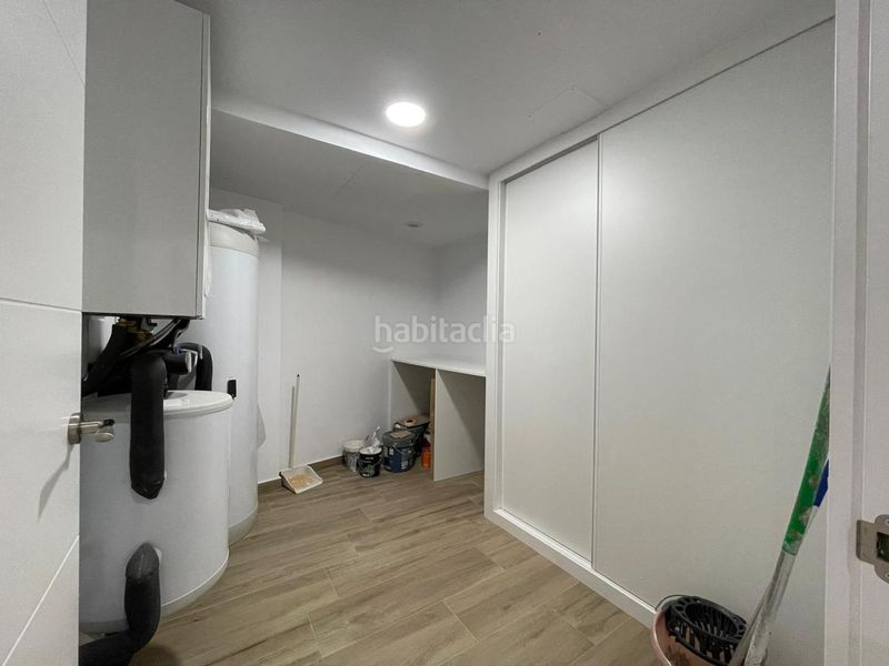 Foto f9a9ba5e-58fc-41f2-95e8-20b3ffc1b0d0. Pis amb calefacció a Ensanche Coruña (A)