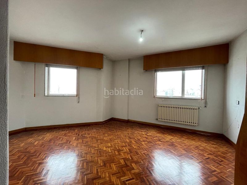 Foto 848aa9d5-0046-49a3-86ef-98723ad1d6b9. Pis amb calefacció aparcament a San Pablo - Juan Flórez Coruña (A)