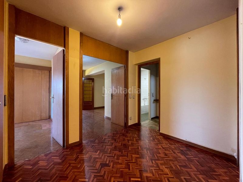 Foto a8e2bb32-3197-41d6-9018-e58da1671c2c. Pis amb calefacció aparcament a San Pablo - Juan Flórez Coruña (A)