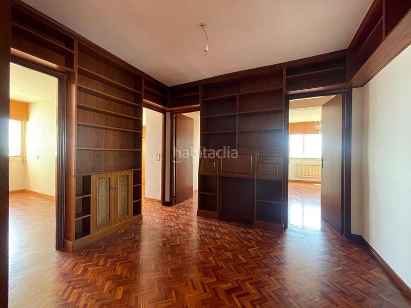 Foto a8f22364-ad31-4f42-8390-2b5251724acf. Pis amb calefacció aparcament a San Pablo - Juan Flórez Coruña (A)