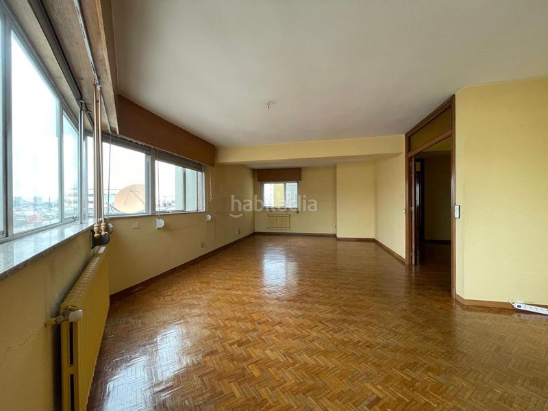 Foto d190c4ed-a5c4-4f2d-8ba3-74f68f77843b. Pis amb calefacció aparcament a San Pablo - Juan Flórez Coruña (A)