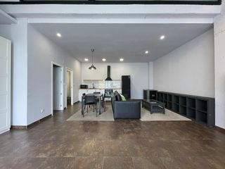 Rent Ground floor  Rúa simón bolívar