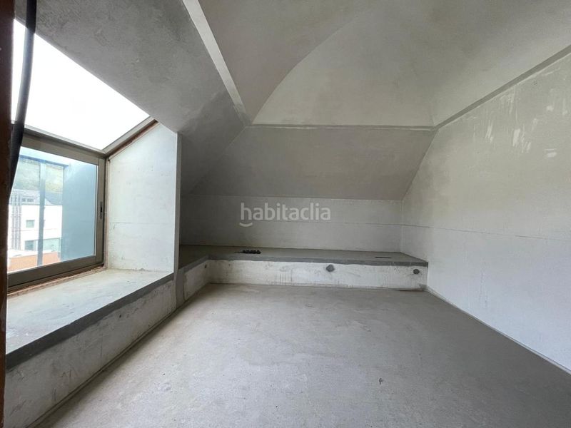 Foto e9457b64-4ff5-489d-9415-9afbd0b1ce5f. Casa amb calefacció a Falperra - Santa Lucía Coruña (A)