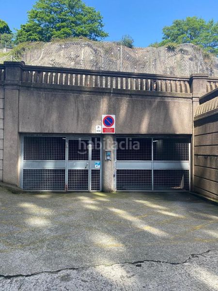 Foto e204c9c5-0c6e-4d5c-973c-1db393f9f46b. Aparcament cotxe a Falperra - Santa Lucía Coruña (A)