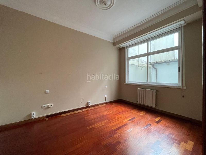 Foto 19b01d3d-9ba6-4df8-9992-8b2a382fefad. Piso en Ensanche Coruña (A)