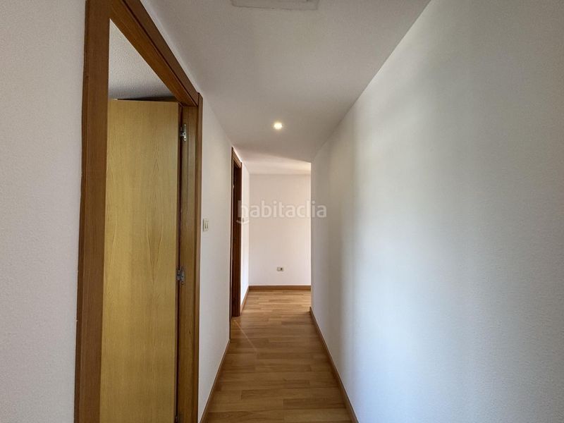Foto 74f00323-6b68-44b9-9e9b-70c82a2c58d4. Pis a Perillo Oleiros