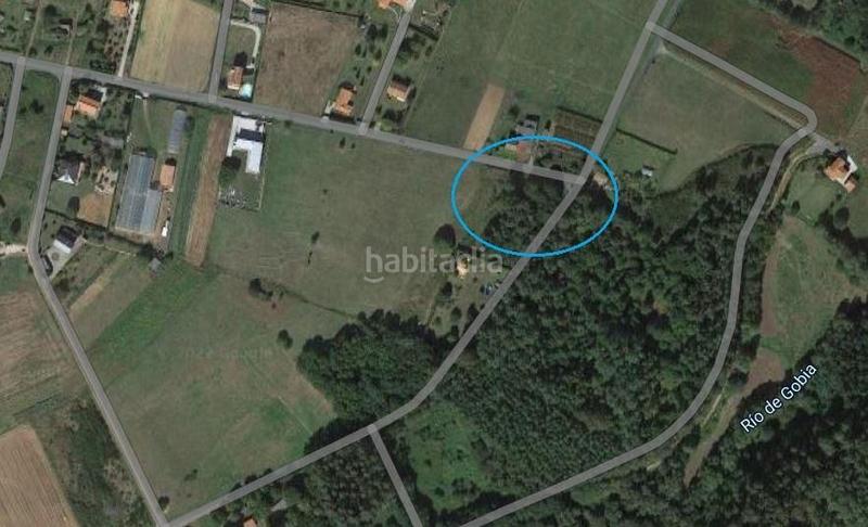 Foto bee1c6d1-727d-4cdd-b511-1df266955e53. Terrain résidentiel dans Abegondo