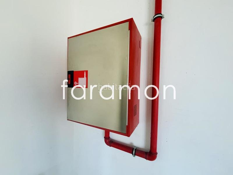 Foto 1e49ea4c-0feb-402e-bd86-235e9621168b. Fabrikhalle in Valadares - Beade Vigo