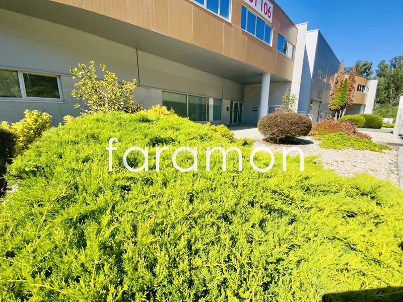 Foto 411fdf8f-ef30-4e55-b207-5fd052d4ed90. Fabrikhalle in Valadares - Beade Vigo