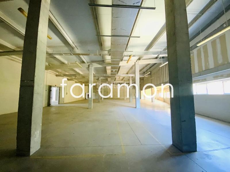 Foto 9b59f32e-8933-48ae-b781-b4d01b307080. Fabrikhalle in Valadares - Beade Vigo