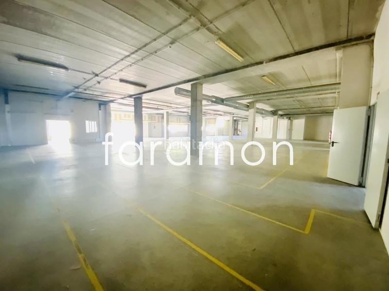 Foto c9d21208-7aae-4d7b-bf95-fd5aa8a52c6a. Fabrikhalle in Valadares - Beade Vigo