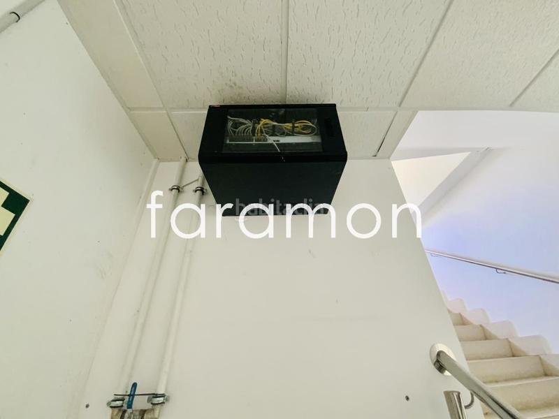 Foto d72d5eaa-3c54-48aa-b444-4301b24d4cd9. Fabrikhalle in Valadares - Beade Vigo