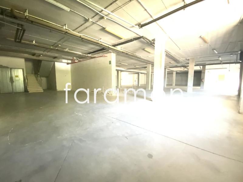 Foto df4a426a-df2b-4dba-940d-3de08b447b61. Fabrikhalle in Valadares - Beade Vigo