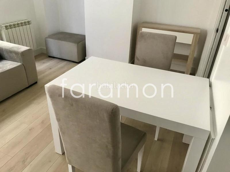 Foto 8073216e-35ca-4734-a432-85f2a9cb98eb. Alquiler piso fantástico apartamento en plaza de compostela en Vigo