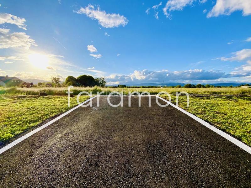 Foto 456f12fc-34b5-443d-9480-41d7d58d3d91. Casa fantástico chalet con amplio jardín y piscina en Carracedelo