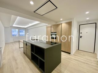 Miete Etagenwohnung  Rúa de urzaiz. Fantástico piso de nueva construcción y en máximas calidades.