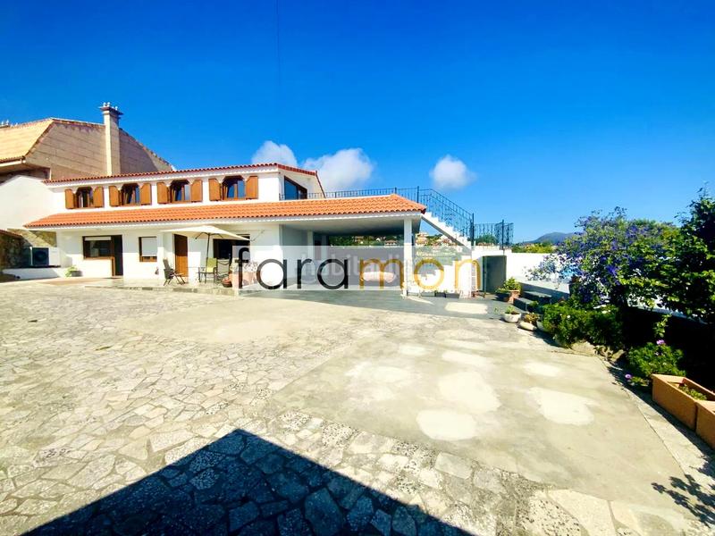 Foto 2d2f53a6-5f0c-4cf0-a499-d279974f246d. Maison avec chauffage parking dans Panxón Nigrán