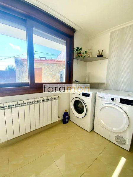 Foto 309cd433-6e40-4168-b54a-eb8a86438ed4. Maison avec chauffage parking dans Panxón Nigrán