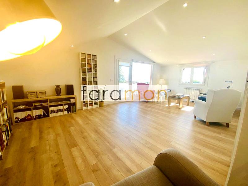 Foto 3986598b-d82d-4b8b-8215-db0c5fe64e26. Maison avec chauffage parking dans Panxón Nigrán