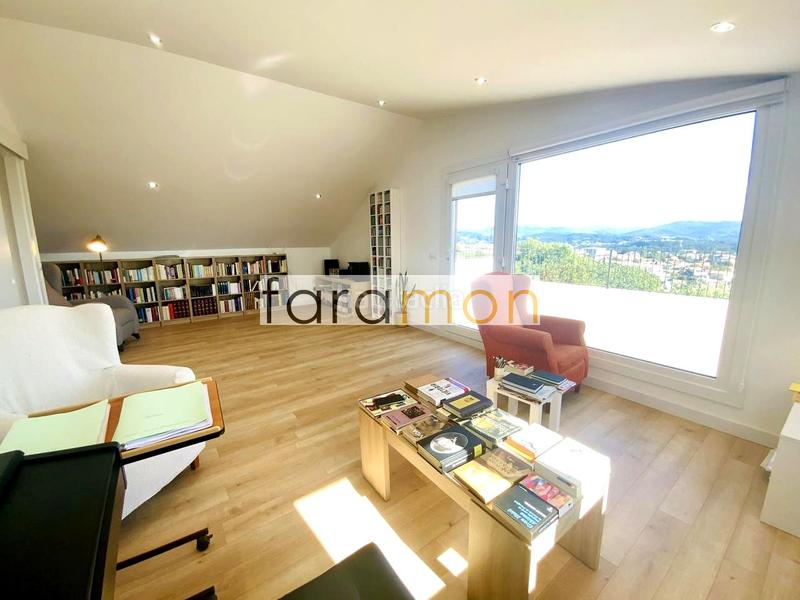 Foto 9d22fd27-d829-4311-9a86-11b8b61bf592. Maison avec chauffage parking dans Panxón Nigrán