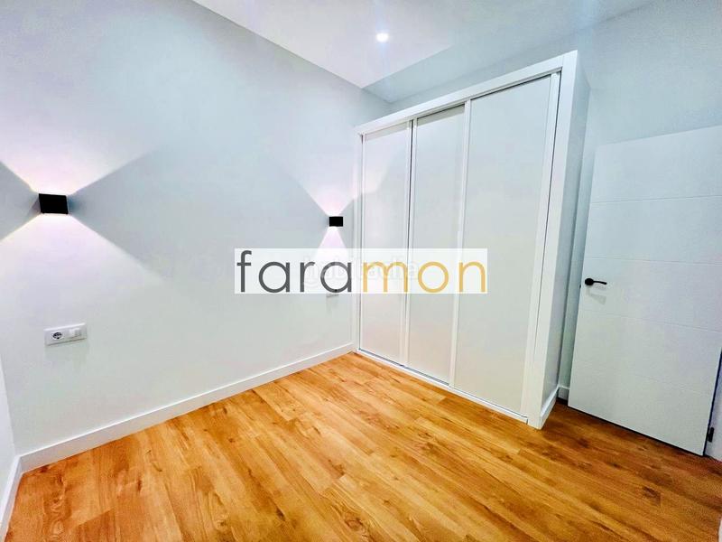 Foto c79abc02-6f29-4c91-8fd8-f3a3f000ac50. Appartement avec chauffage dans Plaza España - Corte Inglés Vigo