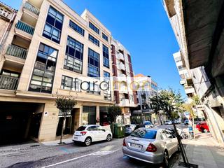 Miete Studiowohnung  Rúa cuba. Estudio exclusivo y funcional con garaje en plena calle cuba, vi