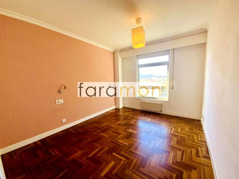 Foto aa7c4ec5-c767-41a9-aafb-bfe42a91b5fd. Piso fantastico y luminoso piso de 3 habitaciones, con garaje y trastero. en Vigo