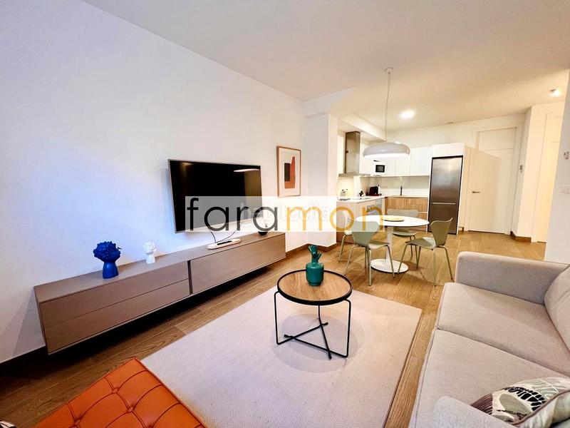 Foto 9ada2a64-04a8-40bc-aa82-8b7c246c91aa. Lloguer apartament amb calefacció aparcament a Plaza España - Corte Inglés Vigo