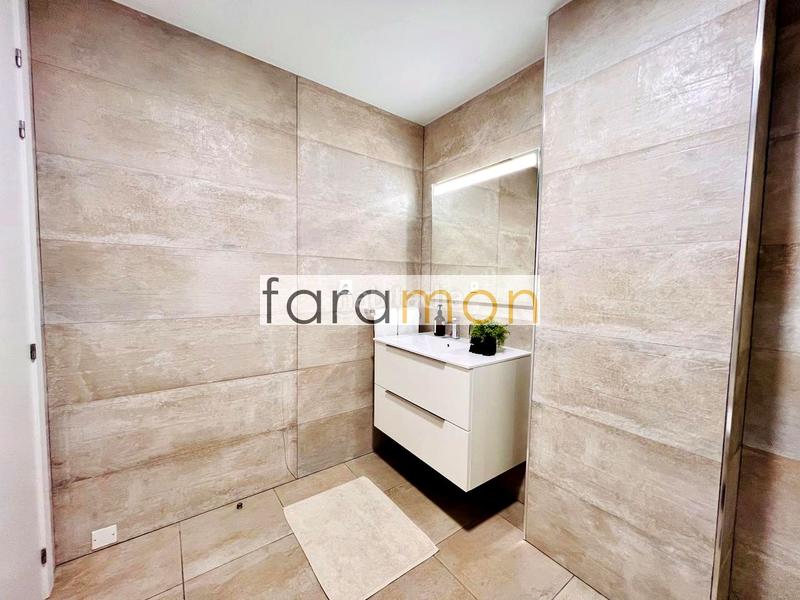 Foto e54d99a7-9606-47e6-b36b-b73eac5659c9. Rent apartment with heating parking in Plaza España - Corte Inglés Vigo