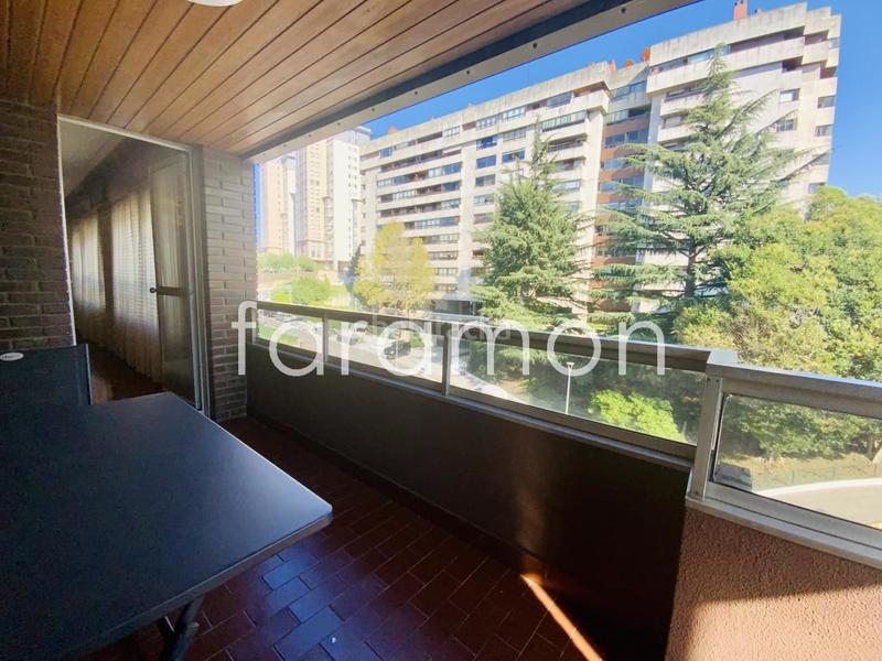 Foto 12ac8ade-161c-4edd-a968-dd2b07387cc6. Rent flat with heating parking in Centro - Areal Vigo