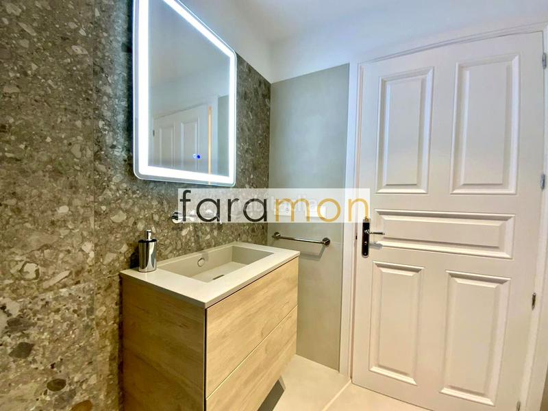 Foto 01928a46-2513-4780-a022-df60140686df. Flat with heating parking in Centro - Areal Vigo