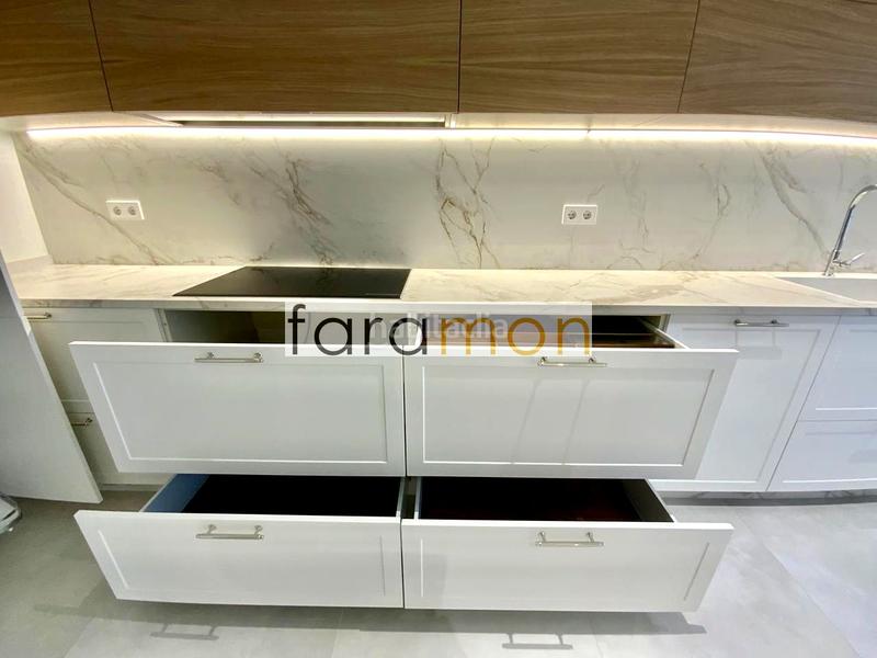 Foto 0affdce8-2f95-44b8-9fdc-7bf08efc00b0. Flat with heating parking in Centro - Areal Vigo