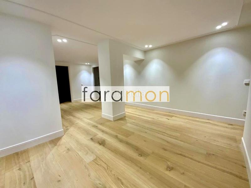 Foto 1d425f7a-4e31-446c-ba02-c02419039205. Flat with heating parking in Centro - Areal Vigo