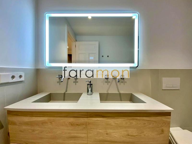 Foto 435f4f8b-1ce2-4021-b18c-4e52880efffd. Flat with heating parking in Centro - Areal Vigo