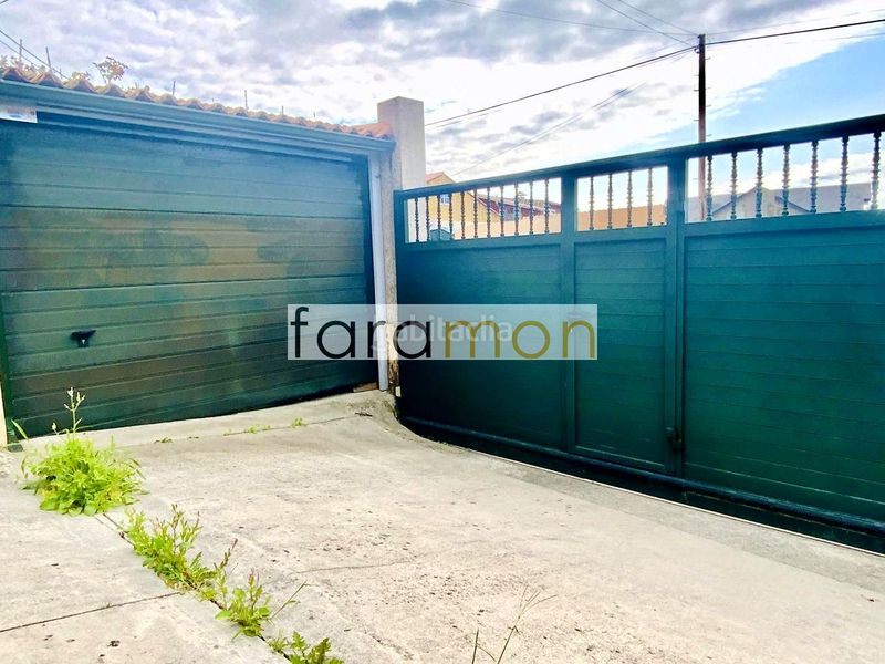 Foto 3b0bb73d-1d81-49b7-bef1-f8cbd9bdcb4e. Casa amb calefacció aparcament a Coruxo - Oia - Saiáns Vigo