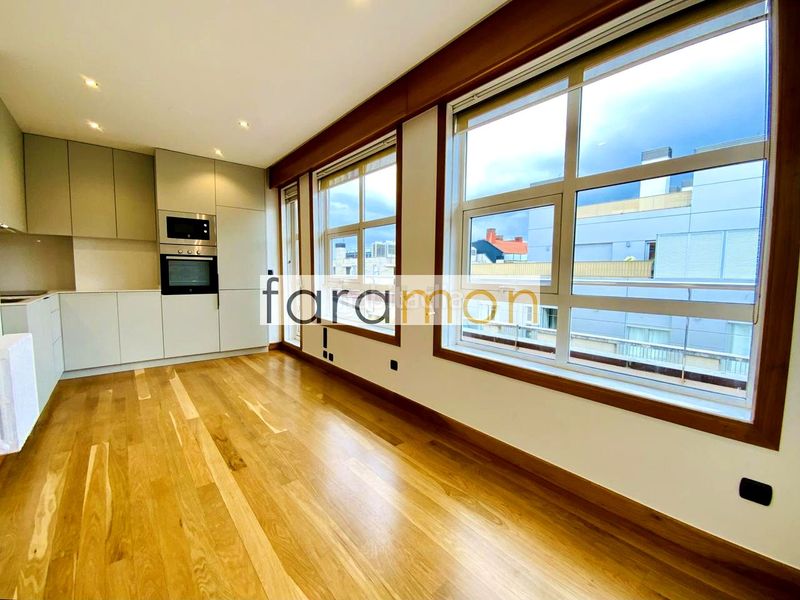 Foto d611e03d-ca75-4c32-be90-48023e58509c. Pis amb calefacció aparcament a Centro - Areal Vigo