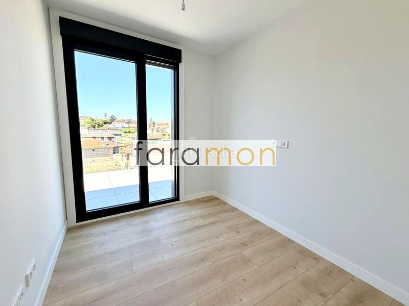 Foto b4d2da9a-0ae7-4157-9213-ab9a5e98e0bf. Pis amb calefacció aparcament piscina a Coruxo - Oia - Saiáns Vigo