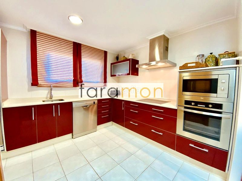 Foto 6ce745cc-4e2a-49e2-a479-783054540b50. Location duplex avec chauffage parking piscine dans Baiona