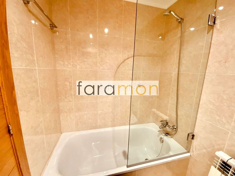 Foto b4bc0164-03a4-4cd4-84c8-7073d506e9d1. Location duplex avec chauffage parking piscine dans Baiona