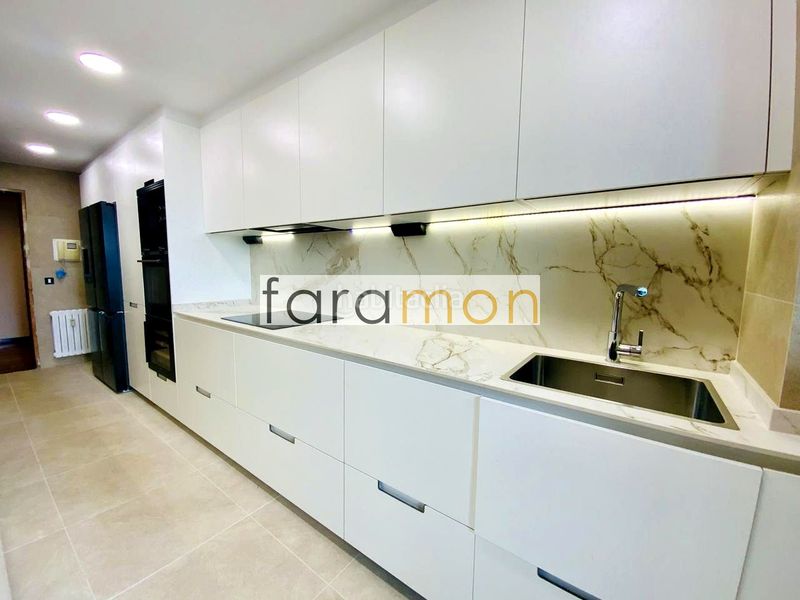 Foto 583d38ae-0b7d-4470-96b5-7fa6a01271fb. Rent flat with heating parking pool in O Castro Vigo