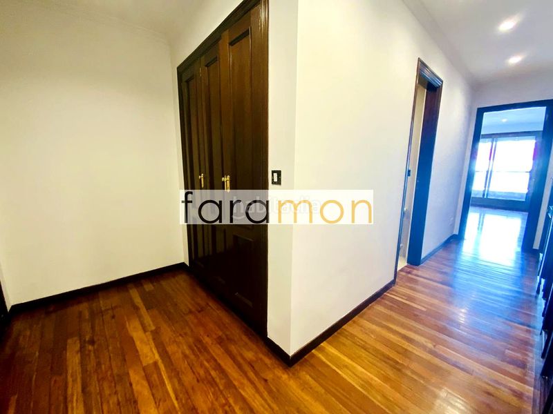 Foto 5e4c9343-56d5-4209-b95c-440793b3a49b. Rent flat with heating parking pool in O Castro Vigo