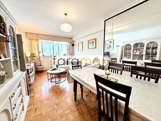 Appartement  Rúa de oporto. Piso en zona centro con trastero y opción de plaza de garaje en