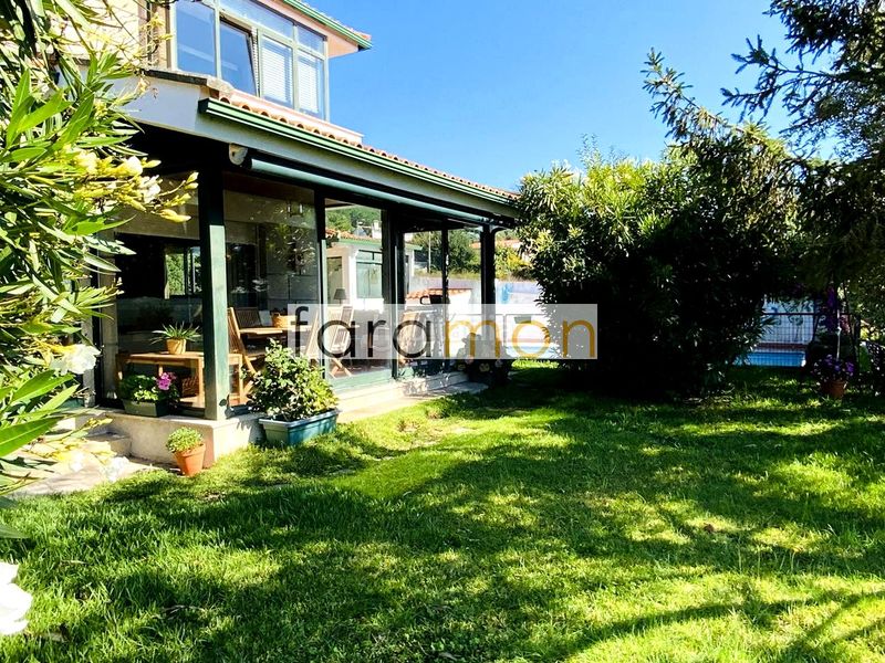 Foto 8d9649ea-a5bd-4cce-b56c-33723770d3df. Casa amb aparcament piscina a Coruxo - Oia - Saiáns Vigo