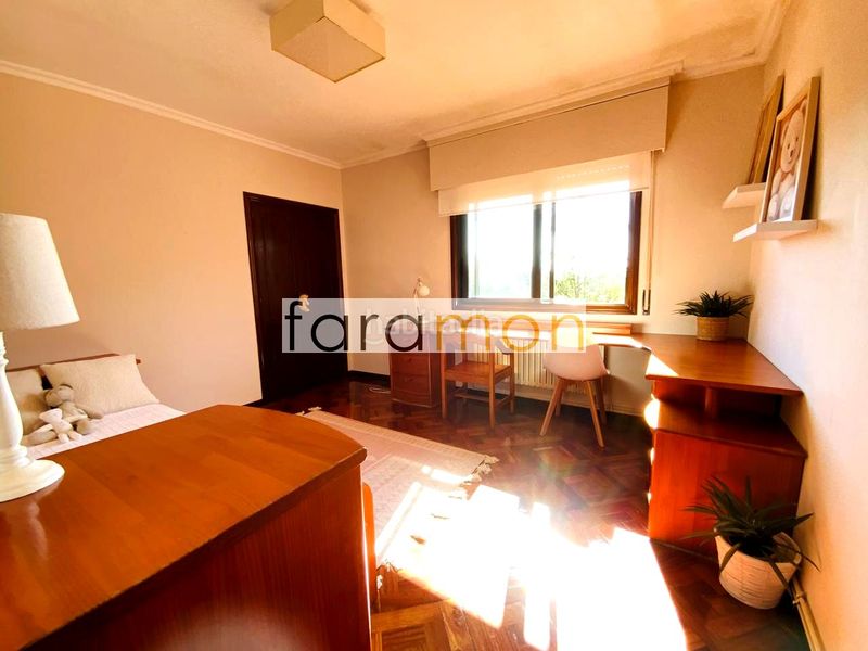Foto 922db8fb-35d9-4f77-aae2-4299142a6747. Casa amb aparcament piscina a Coruxo - Oia - Saiáns Vigo