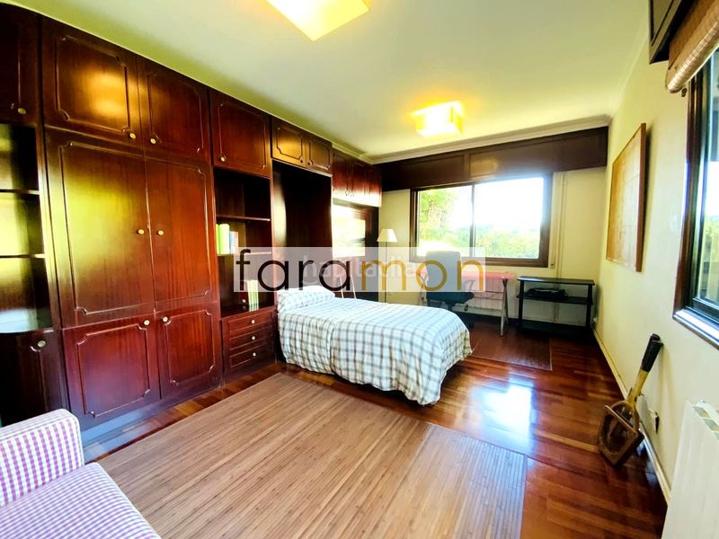 Foto de0b3b15-3e48-4603-9bff-34926091bcba. Casa amb aparcament piscina a Coruxo - Oia - Saiáns Vigo