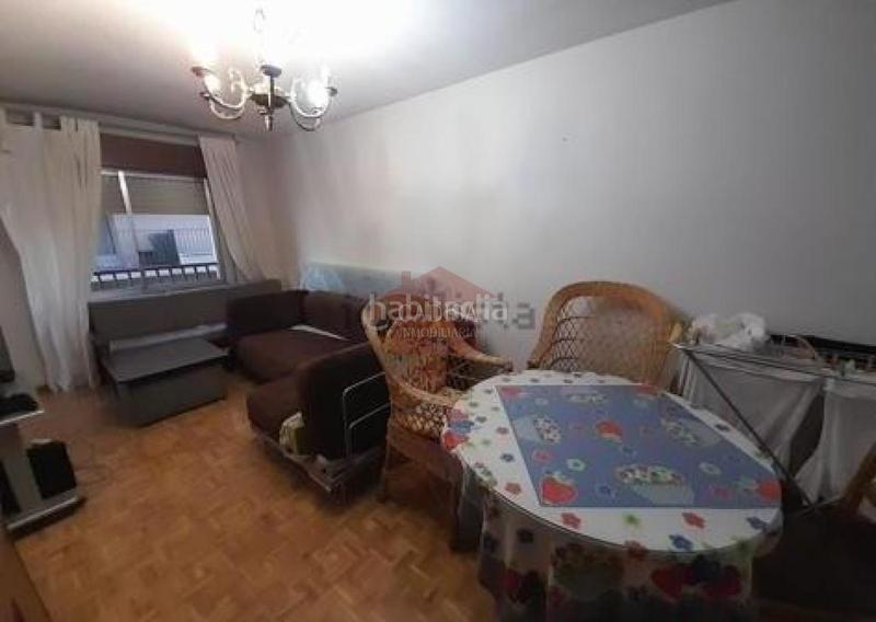 Foto 3cc6984b-40d4-4765-85ce-432fed05800e. Appartamento con riscaldamento in Carmelitas Salamanca