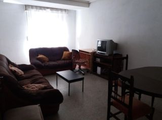 Miete Etagenwohnung in Carmelitas