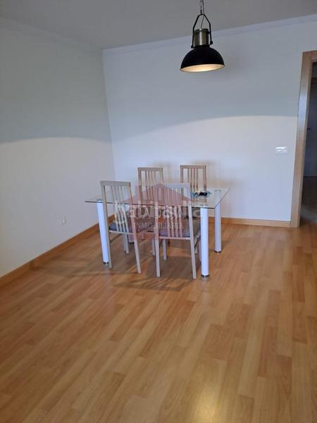 Foto 5798f5c1-9422-45a1-a24b-e8f0b4384788. Appartamento con riscaldamento parcheggio in Calzada de Valdunciel
