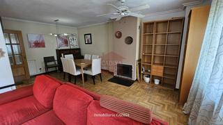 Semi detached house in Villares de la Reina