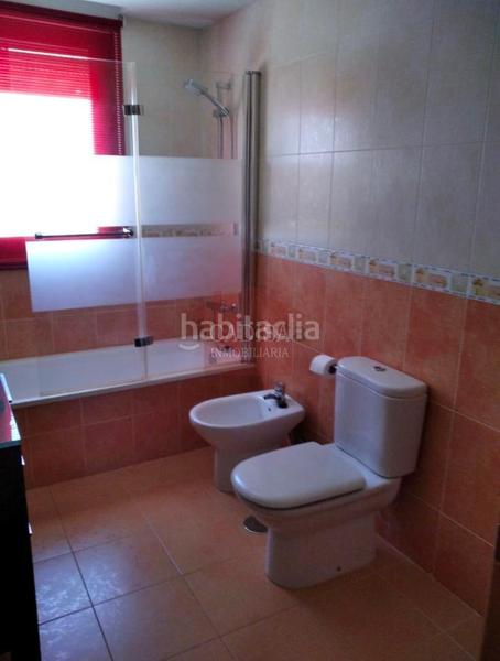 Foto 948ccee9-36e3-44d7-bdb5-4bb32d05341c. Àtic amb calefacció aparcament a Villares de la Reina